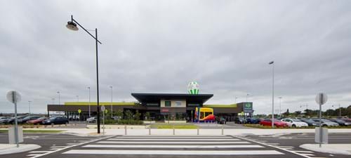 Commercial Photography | Melbourne Photography | Landscape image of Woolworths store exterior